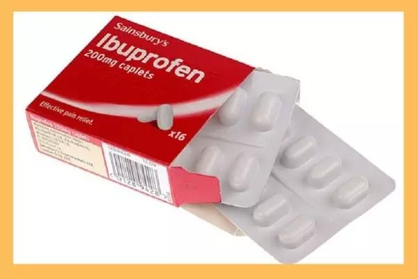 Ibuprofen-giup-giam-dau-ha-sot-do-benh-viem-amidan-man-tinh